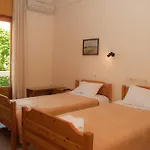 Hotel Yannis *