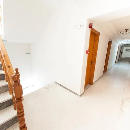 Hotel Yannis Krinidhes