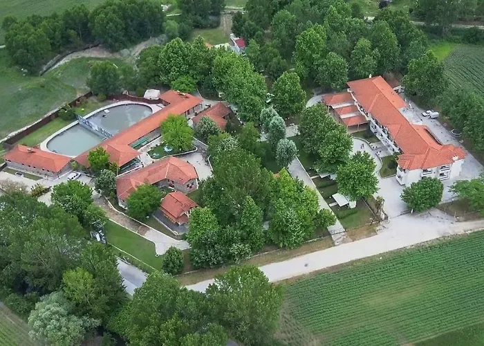 Yannis Hotel Krinídhes